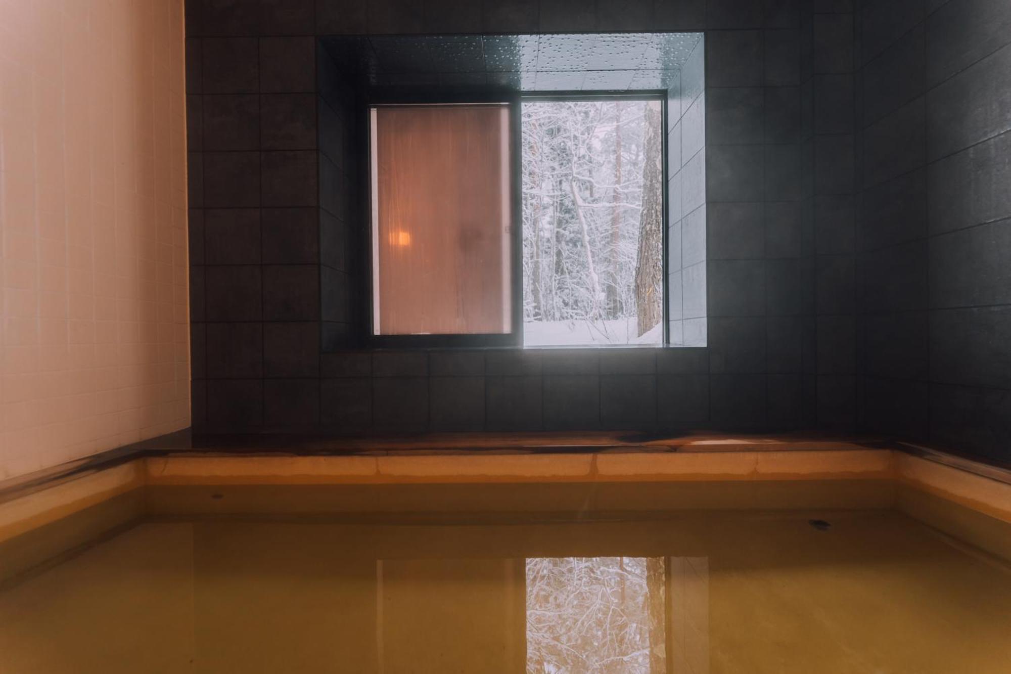 Double Black Hotel Хакуба-Мура Экстерьер фото